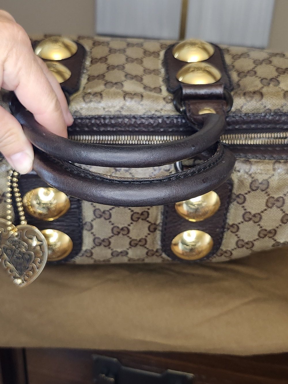 Gucci GG Crystal Babouska Hysteria Boston Bag featuring heart-shaped charm - Picture 10 of 16